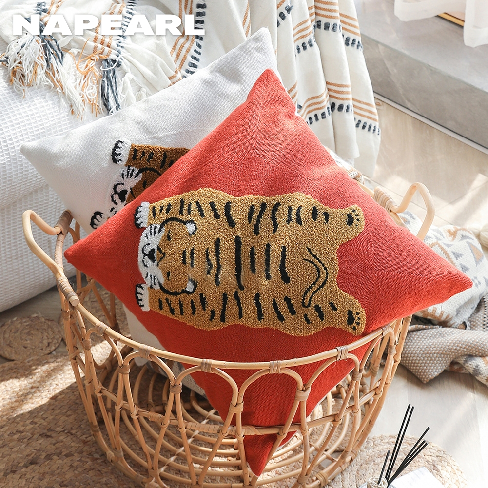 1 Vỏ Gối Tựa Đầu Thêu Họa Tiết Động Vật Dễ Thương Trang Trí Cửa Sổ / Xe Hơi - Ảnh 3