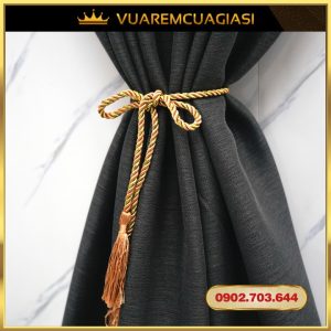 trang trí decor cửa phòng ngủ