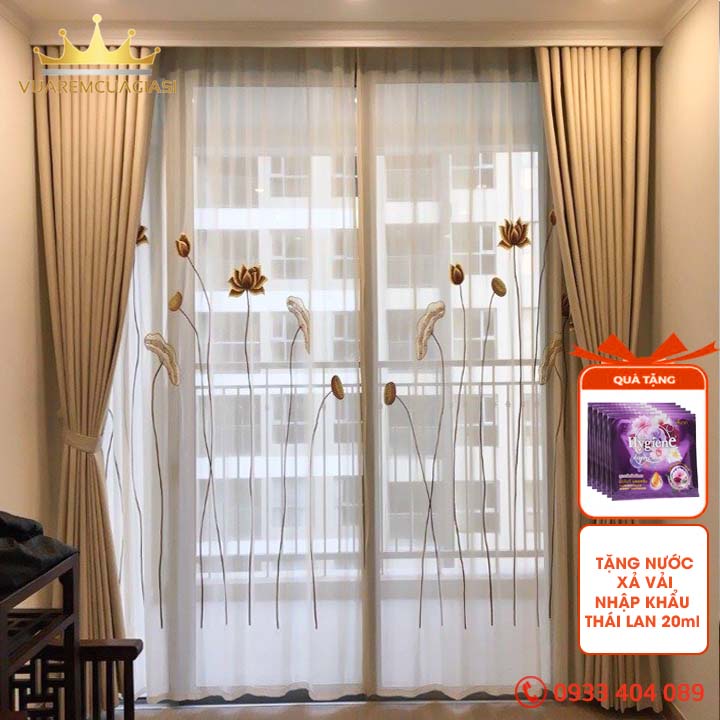 Rèm cửa sổ màu vàng kem