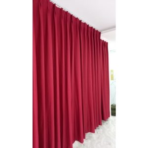 Rèm cửa đẹp màu đỏ đô