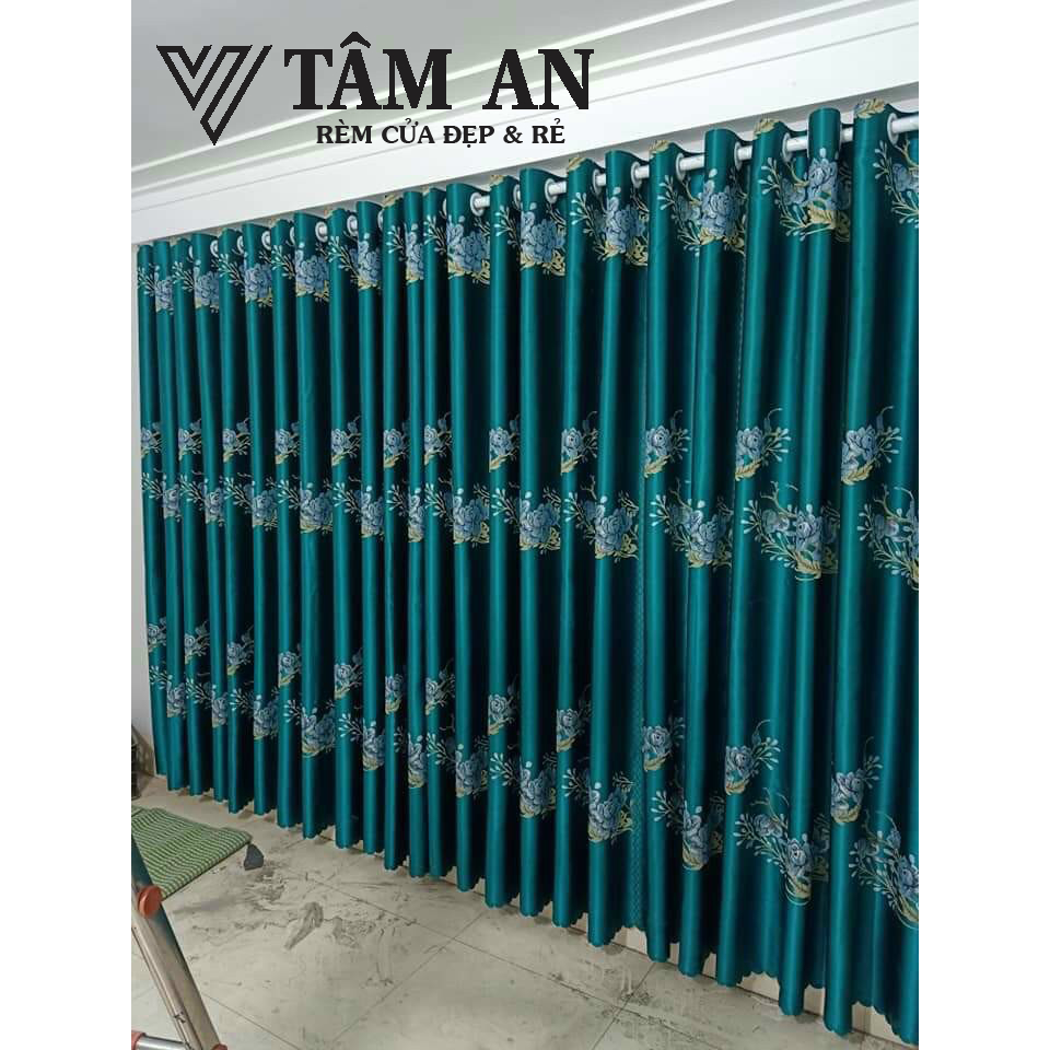 Rèm Vải Tâm An Chất Gấm Ngọc Trai Thêu Họa Tiết Bông Hồng - Cản Sáng